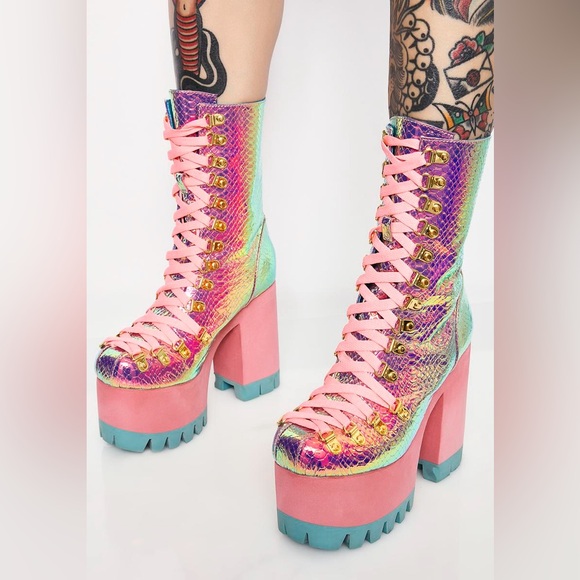 ClubExx Poisonous Vixen Holographic Platform Boots - Picture 1 of 6
